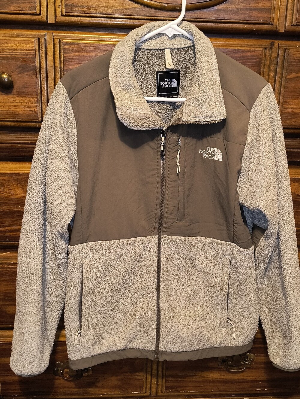 The North Face Women's Two-Tone Light Gray Fleece Jacket